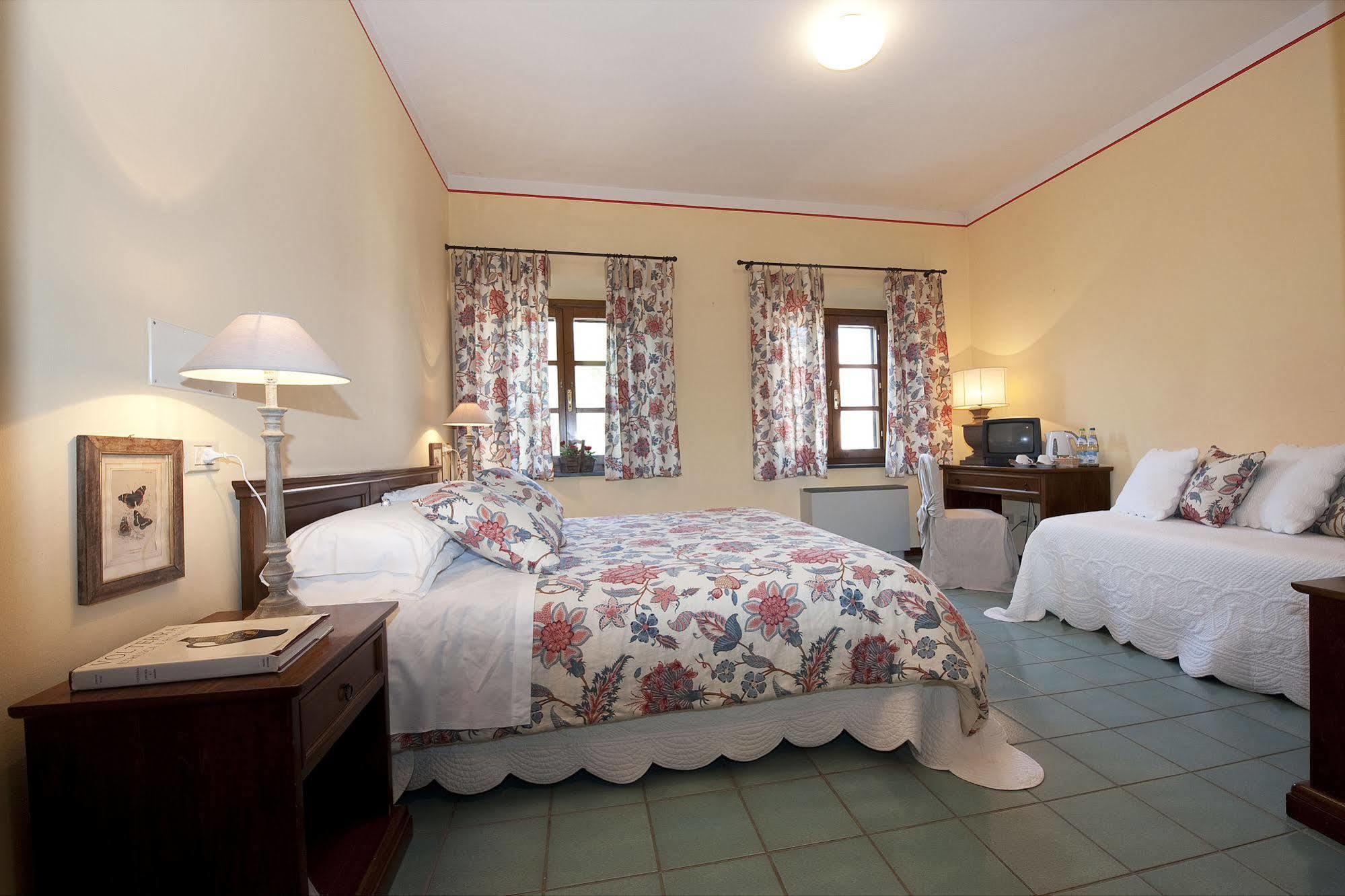 Hotel Molino D'Era Volterra Ngoại thất bức ảnh