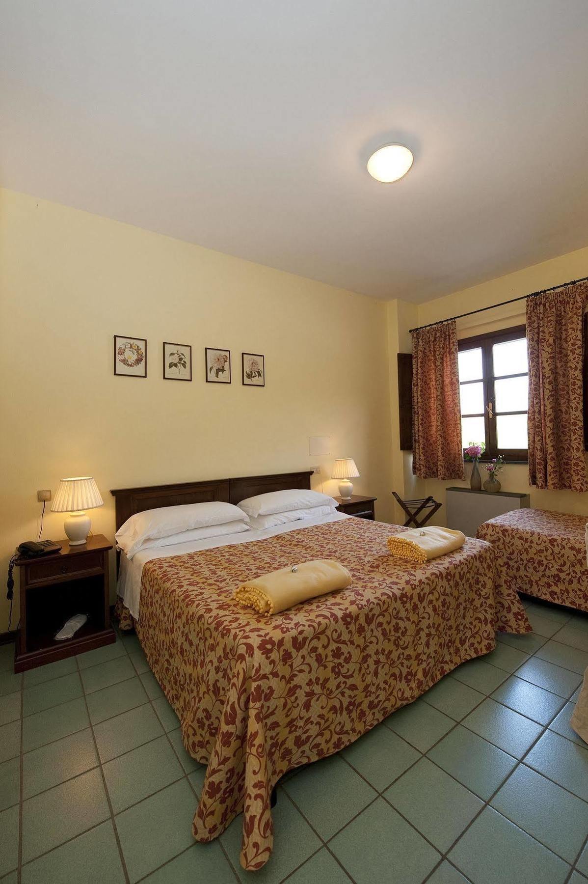 Hotel Molino D'Era Volterra Ngoại thất bức ảnh